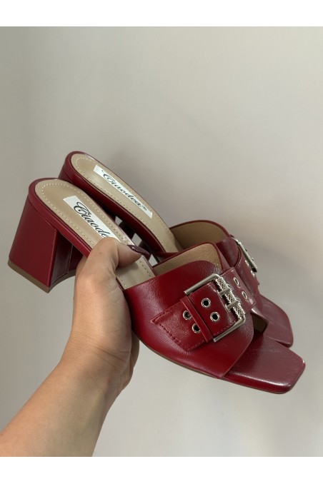 $productcomments_product->name