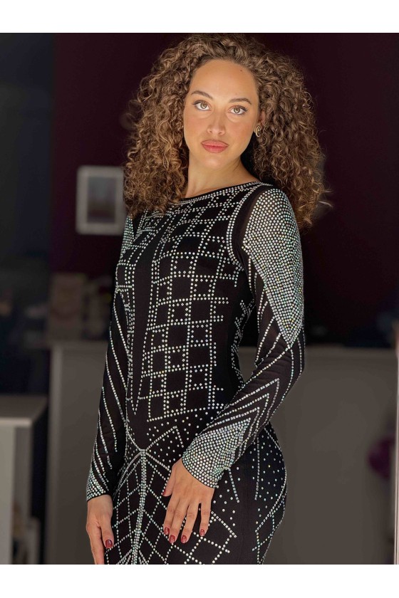 STRONG DRESS